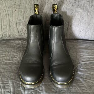 Dr Martens Chelsea Boots